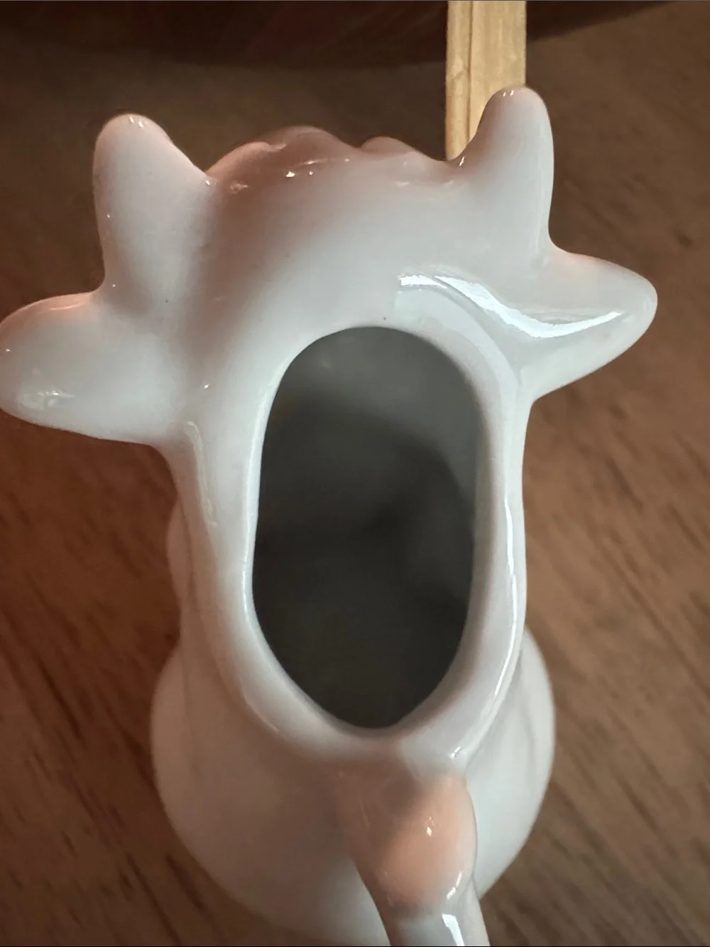 N/A cute white